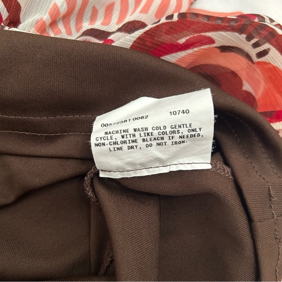 A. Byer Multicolor Rose Floral Tunic Top With Attached Brown Tank Top Size M - Picture 11 of 12